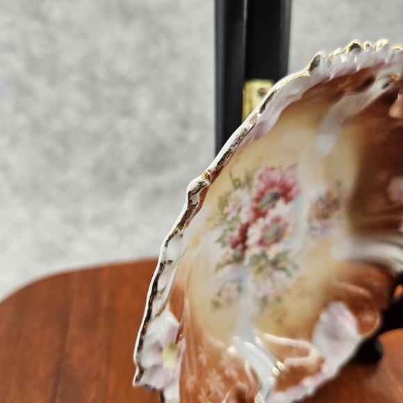 S&T RS Germany Small Scalloped‎ Fluted Porcelain Berry Bowl Floral Gold Trim EUC - Picture 4 of 8